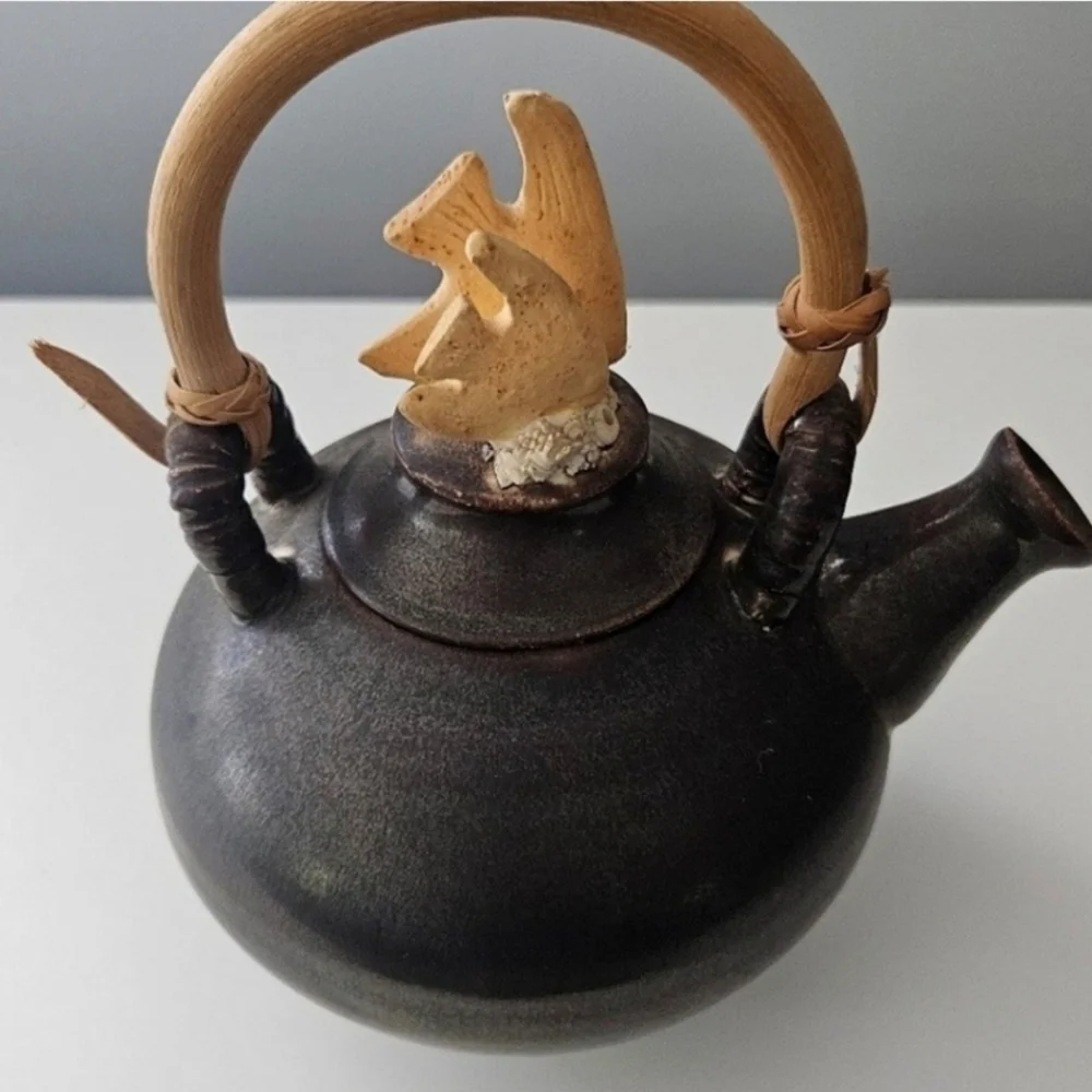 Vintage Signed Hawaiin Pottery Teapot